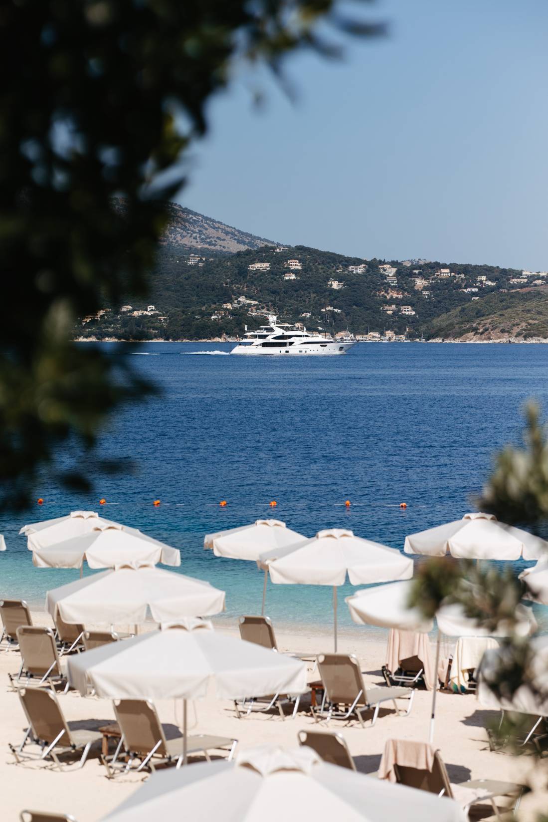 Arameras VIP BEACH - KSAMIL, Albania